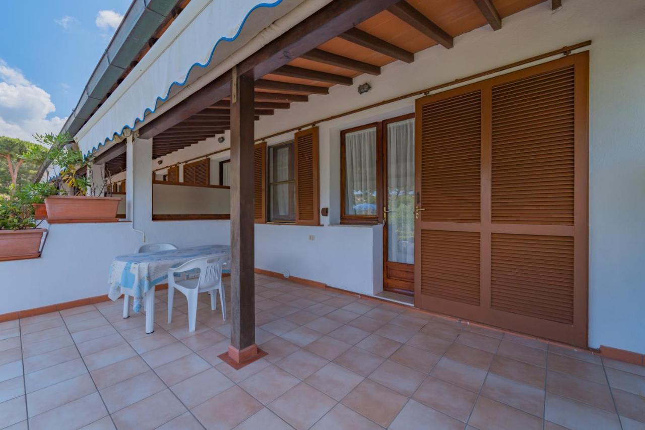 Residence Baia Delle Grazie Casa Morcone 外观 照片