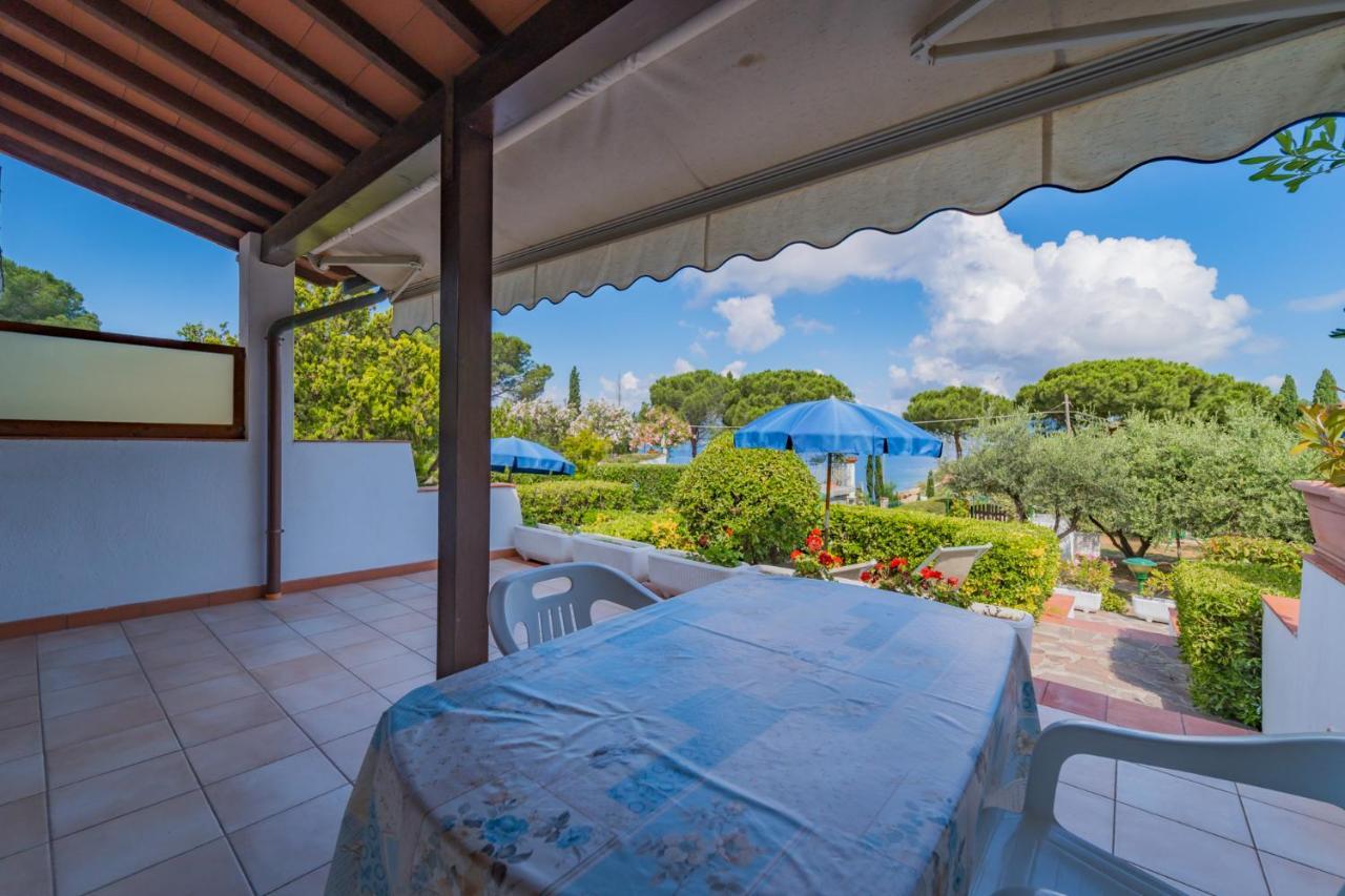 Residence Baia Delle Grazie Casa Morcone 外观 照片