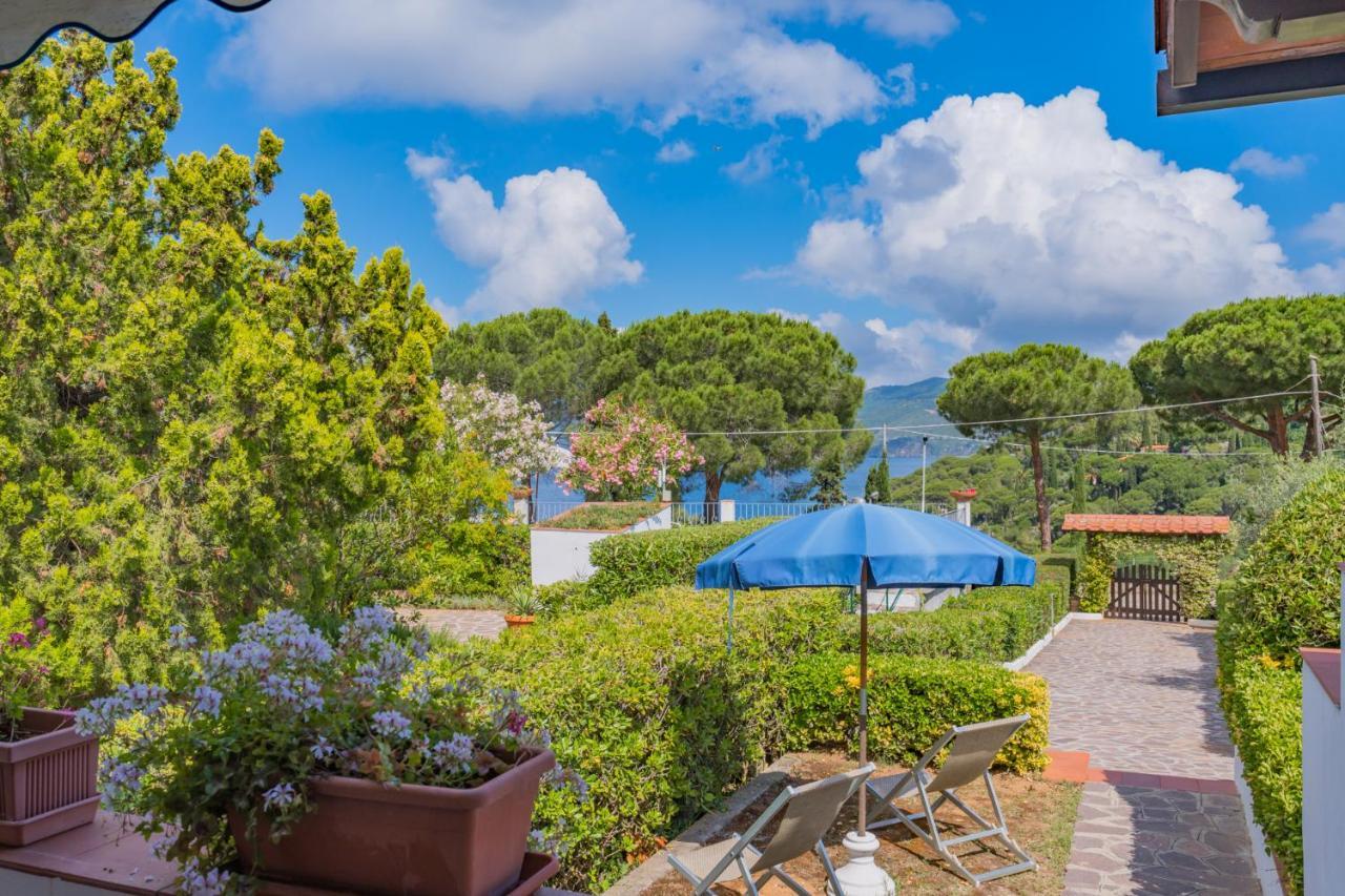 Residence Baia Delle Grazie Casa Morcone 外观 照片