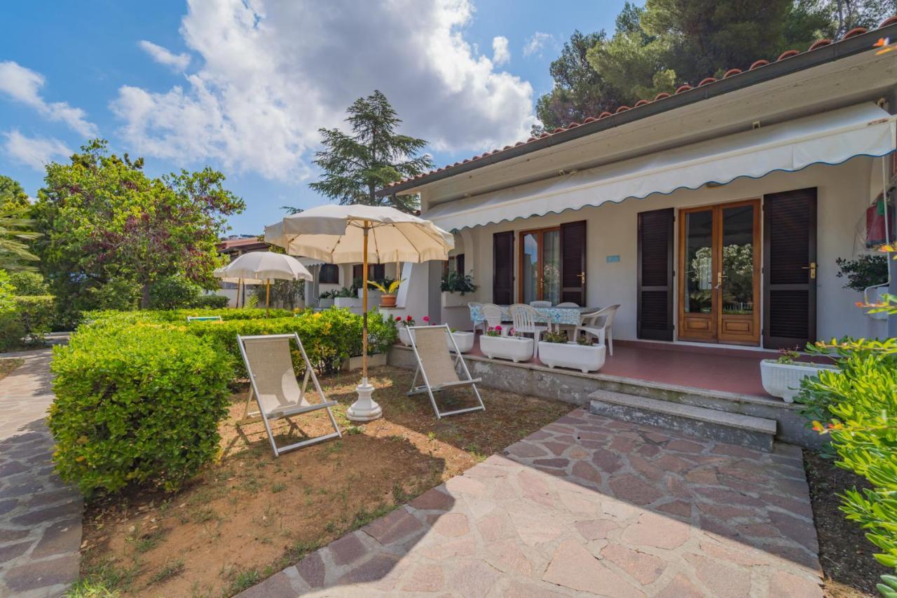 Residence Baia Delle Grazie Casa Morcone 外观 照片