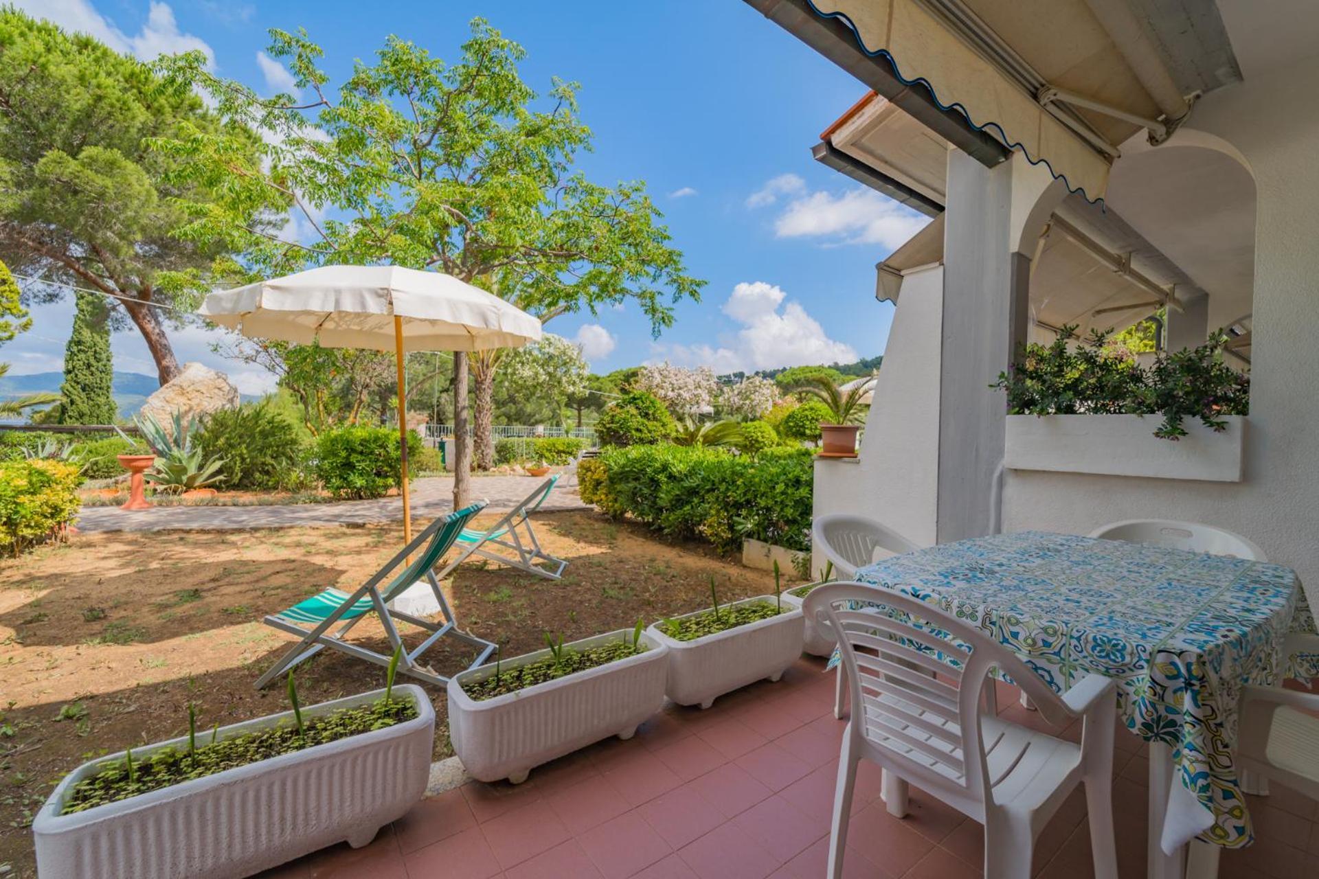 Residence Baia Delle Grazie Casa Morcone 外观 照片