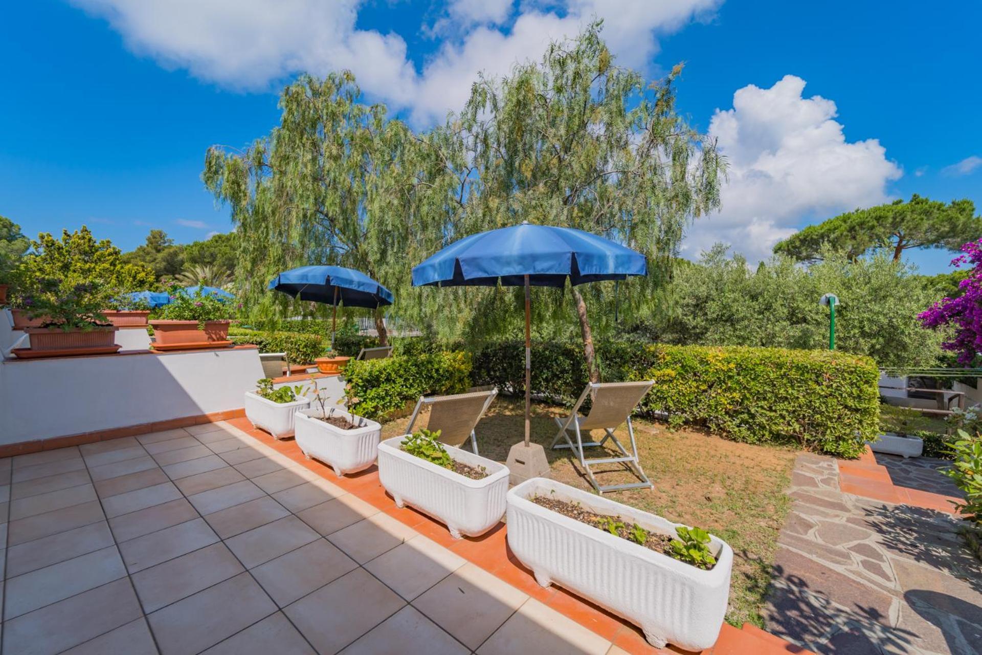 Residence Baia Delle Grazie Casa Morcone 外观 照片