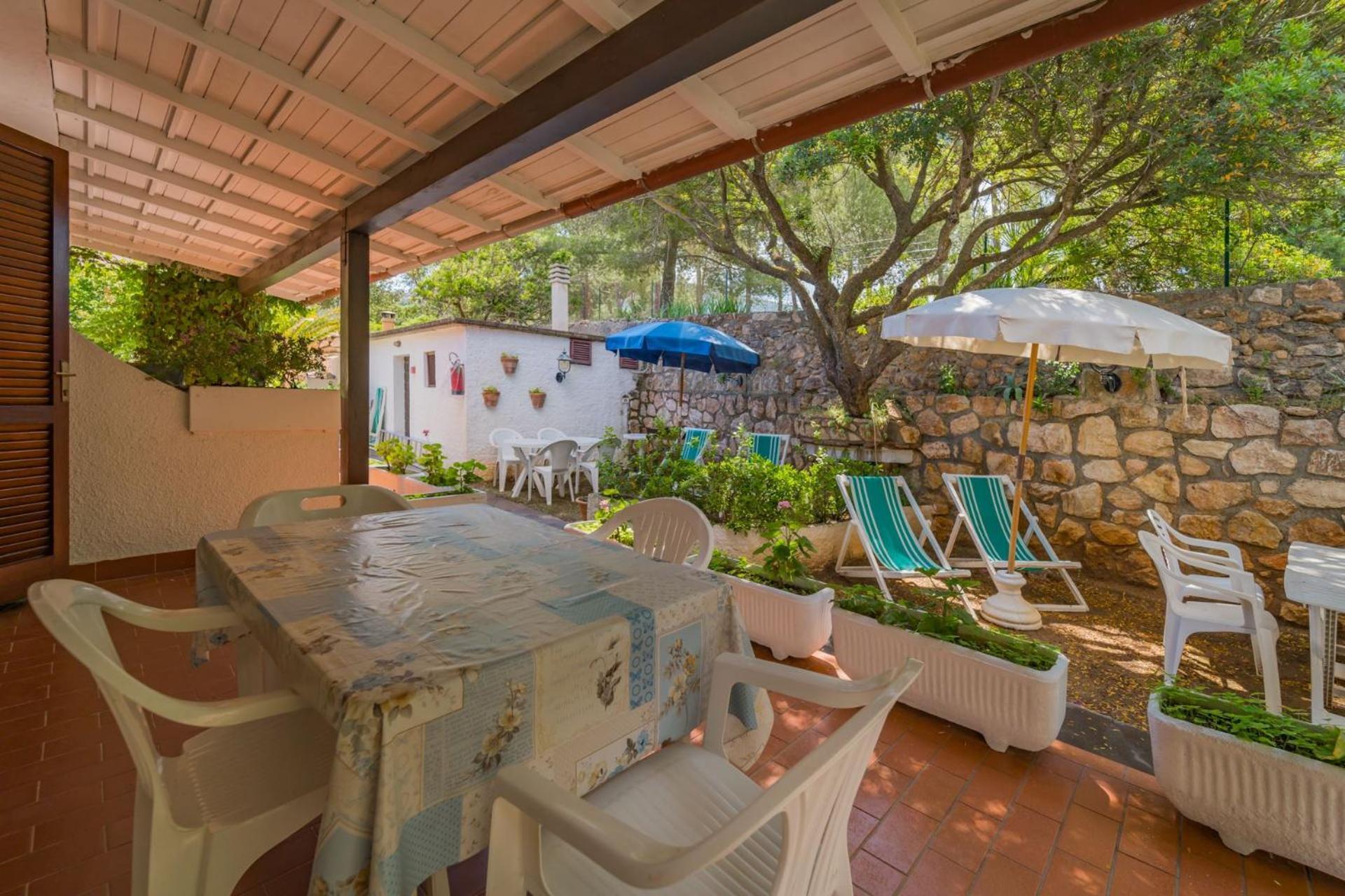Residence Baia Delle Grazie Casa Morcone 客房 照片